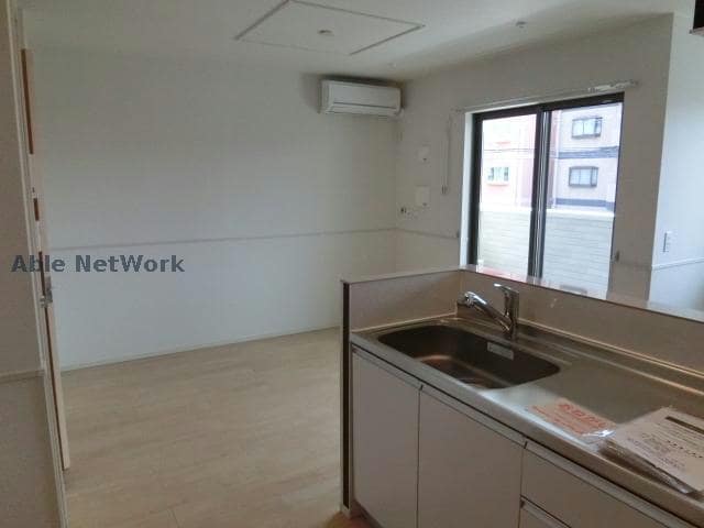  リジョイス　Ｂ