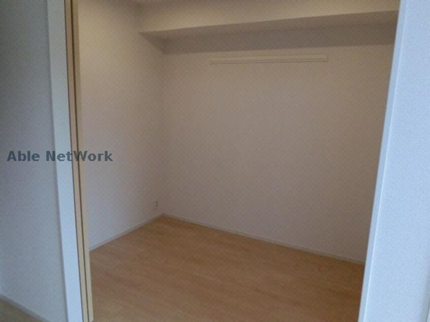 洋室 メゾン　アンソレイエ