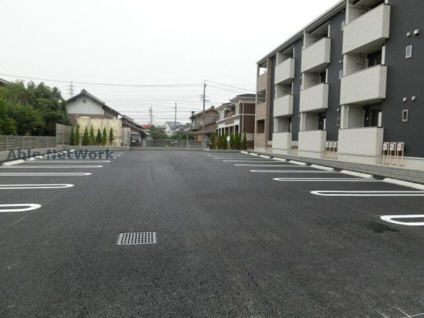 駐車場 メゾン　アンソレイエ