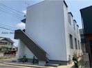 レインボーティアラの外観