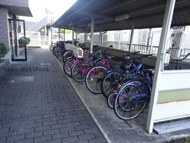 駐輪場 サニーコート朝宮