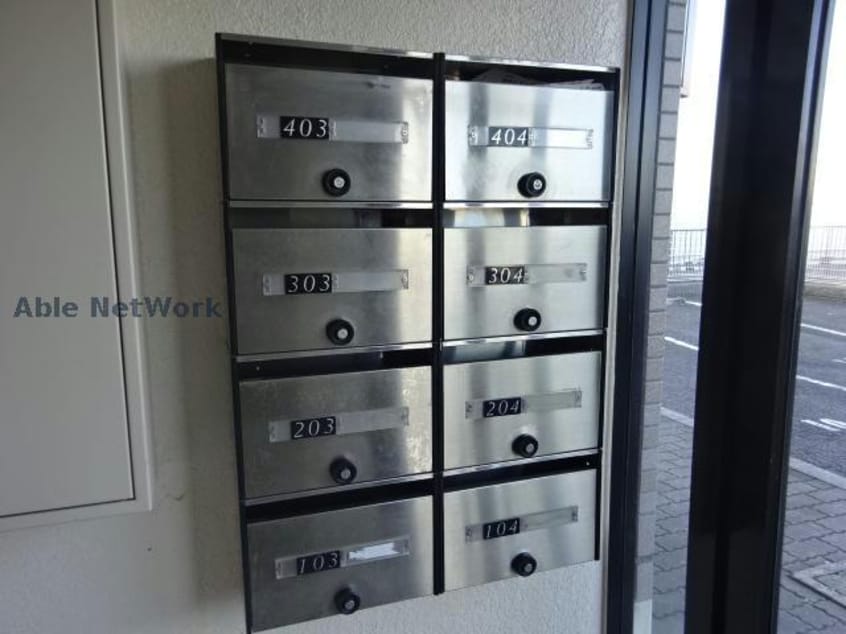 郵便ポスト サニーコート朝宮