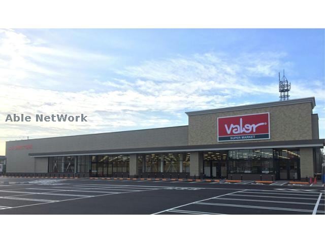 バロー勝川店(スーパー)まで689m リッチモンド