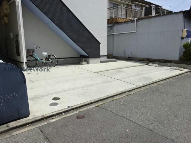 駐車場 クレアーレ　想