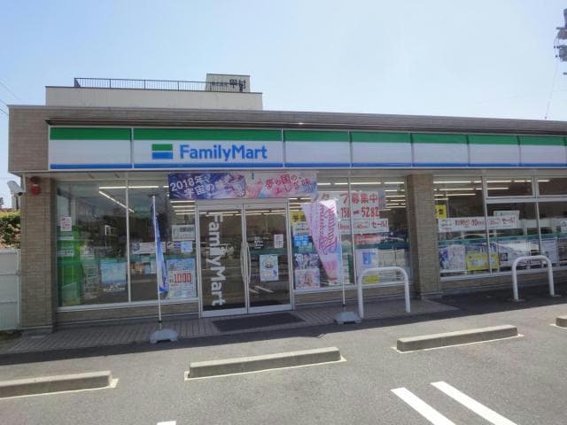 ファミリーマート新守西店(コンビニ)まで770m クレアーレ　想