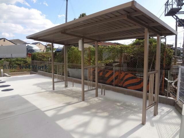 駐輪場 リヴェール（西屋町）