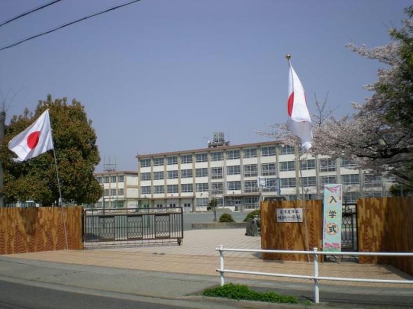 名古屋市立味鋺小学校(小学校)まで757m ラピスラズリ