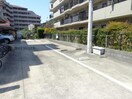 敷地内駐車場 フィオーレ関田