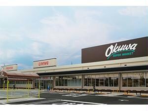 オークワ春日井店(スーパー)まで893m メゾン神領（堀ノ内町）