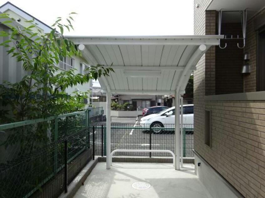 駐輪場 スプリング　グローリー