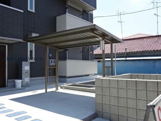  ボンマルシェ