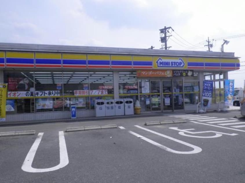 ミニストップ春日井下原町店(コンビニ)まで590m カレント（東野町）