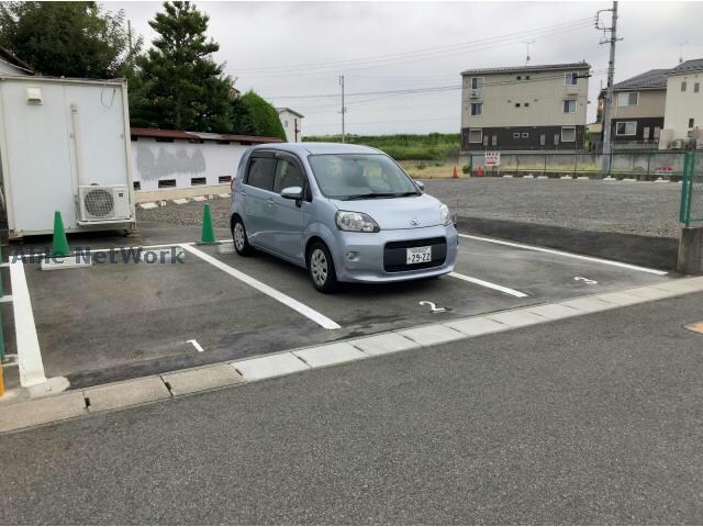 敷地外駐車場 アクシス（松河戸町）