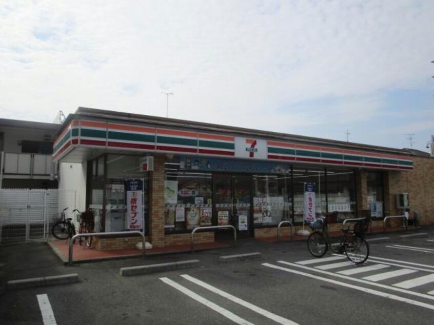 セブンイレブン名古屋瀬古店(コンビニ)まで213m クレール新守山