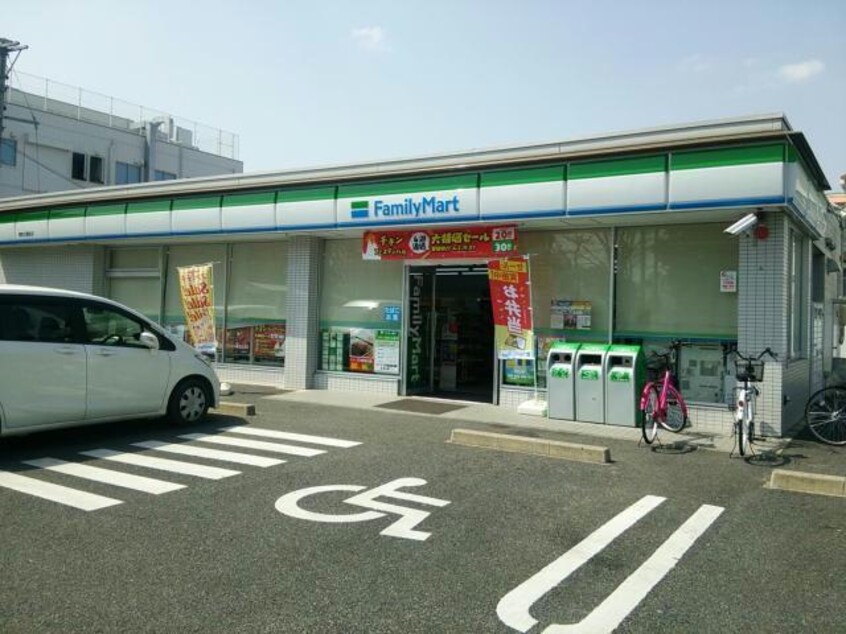 ファミリーマート朝宮公園前店(コンビニ)まで363m サンヴィレッヂ91