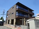 エザンス川北の外観