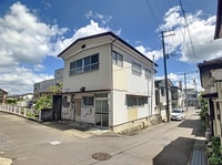 小林貸家