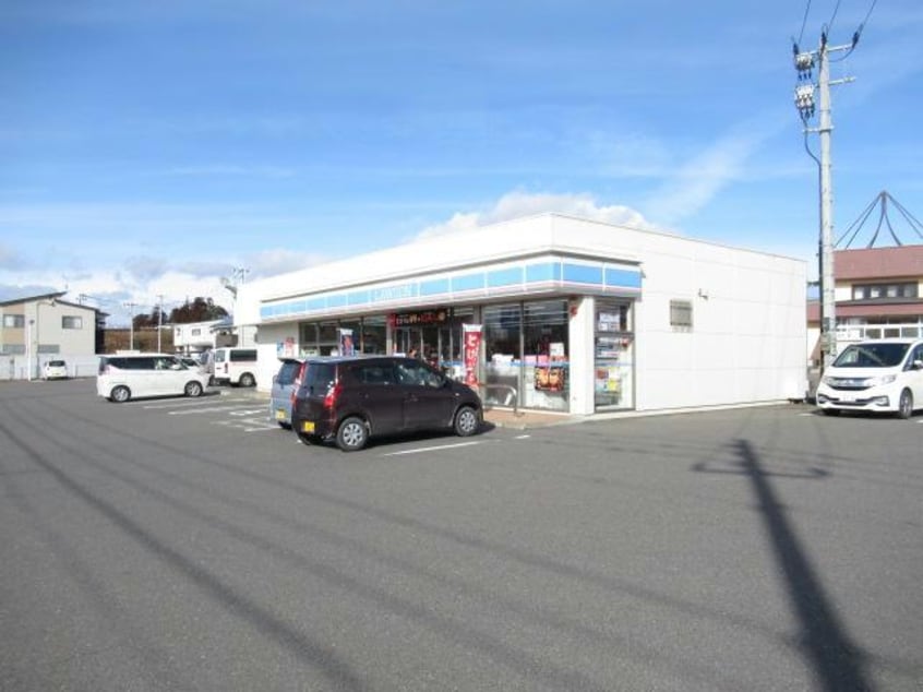 ローソン郡山不動前店(コンビニ)まで449m 東北新幹線（東北地方）/郡山駅 バス21分大島下車:停歩15分 1-2階 築39年