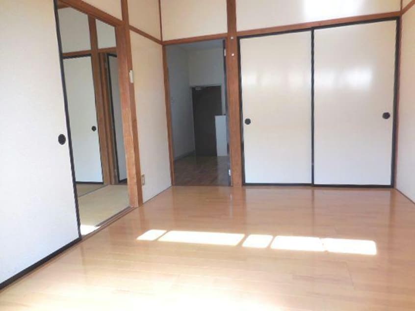 洋室 東北本線/郡山駅 バス12分三春街道入口下車:停歩4分 1階 築37年