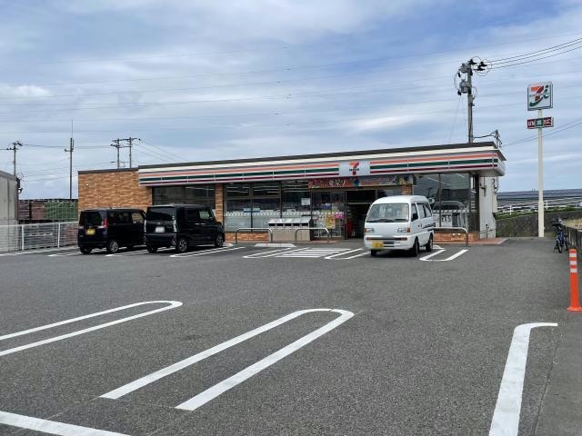 セブンイレブン郡山日出山南台店(コンビニ)まで1460m 東北本線/安積永盛駅 徒歩23分 3階 築44年