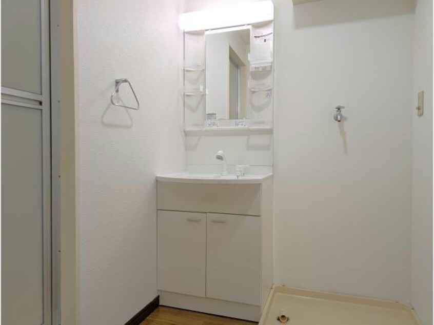  東北新幹線（東北地方）/郡山駅 バス17分テニスコート下車:停歩5分 1階 築29年