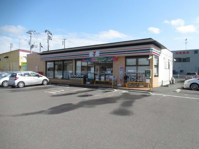 セブンイレブン郡山横塚店(コンビニ)まで365m 東北本線/郡山駅 バス12分横塚2丁目東下車:停歩2分 1階 築38年