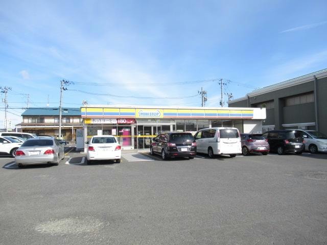ミニストップ郡山喜久田店(コンビニ)まで720m 東北新幹線（東北地方）/郡山駅 バス25分東原下車:停歩2分 2階 築7年