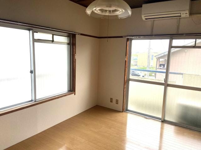 洋室 東北本線/郡山駅 徒歩33分 2階 築43年