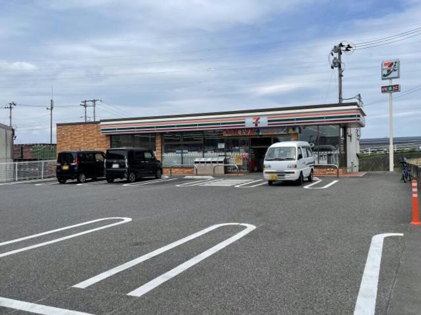 セブンイレブン郡山日出山南台店(コンビニ)まで1295m 東北本線/安積永盛駅 徒歩23分 1階 築26年