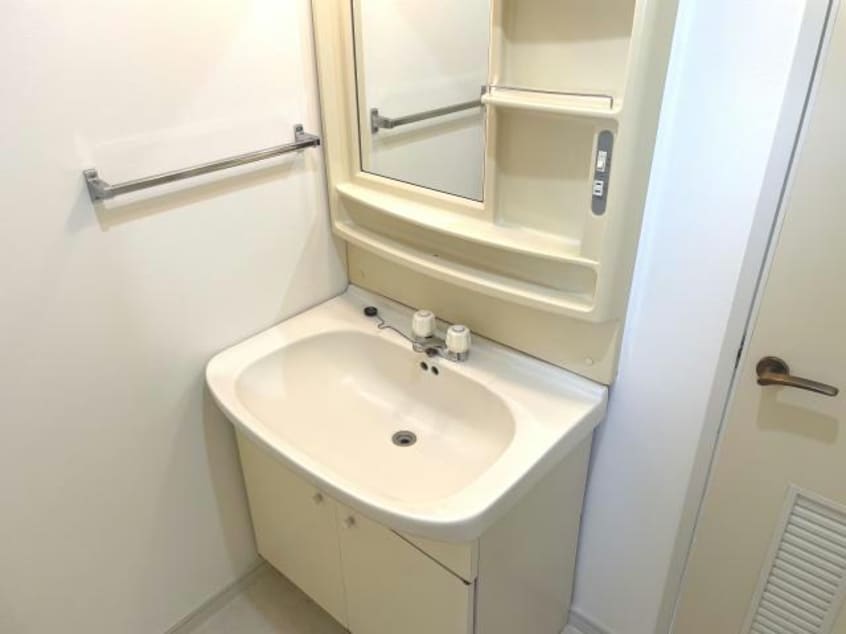 洗髪洗面化粧台 東北新幹線（東北地方）/郡山駅 バス19分桑野二丁目下車:停歩7分 3階 築31年