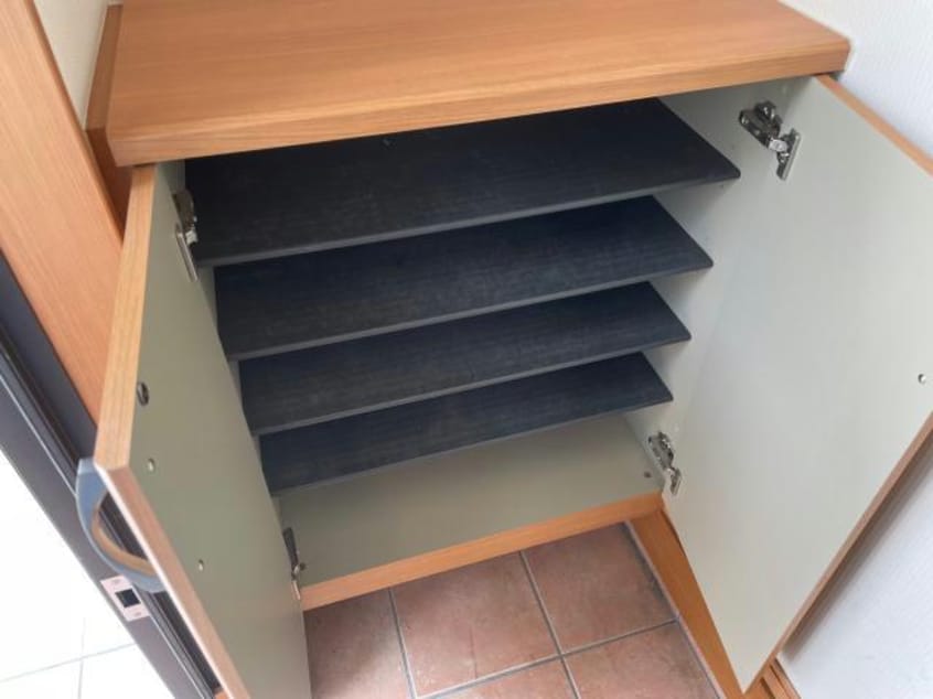 シューズボックス 東北新幹線（東北地方）/郡山駅 バス25分小山田団地前下車:停歩3分 1-2階 築11年