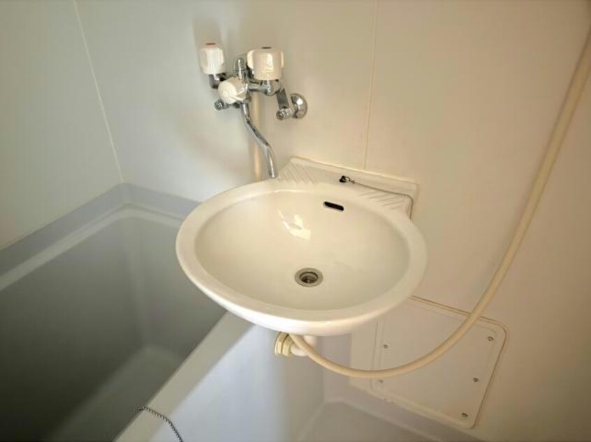 ※別部屋イメージ 福島交通飯坂線/泉駅 徒歩14分 2階 築23年