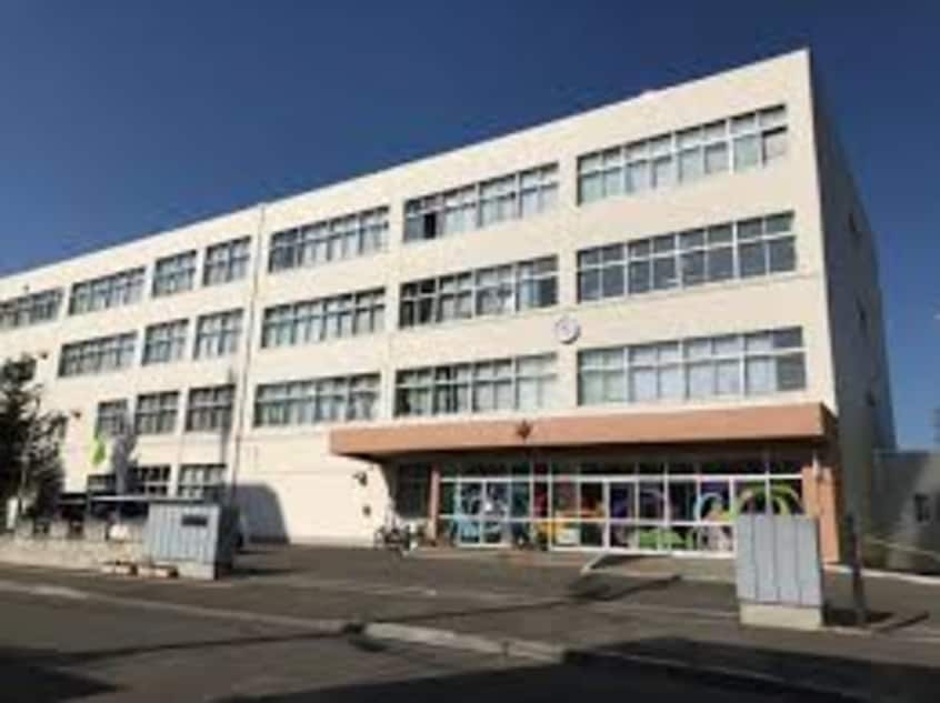 札幌市立栄南中学校(中学校/中等教育学校)まで236m マイドリーム1