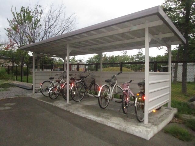  札沼線<学園都市線>/あいの里教育大駅 徒歩5分 1階 築10年