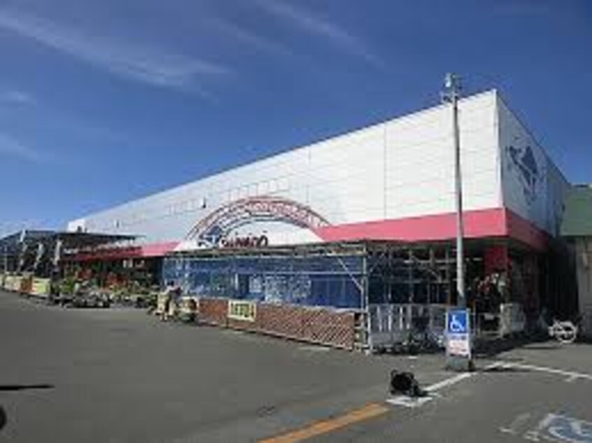SANWADO （ｻﾝﾜﾄﾞｰ） 札幌新道店(電気量販店/ホームセンター)まで1680m コーポ82
