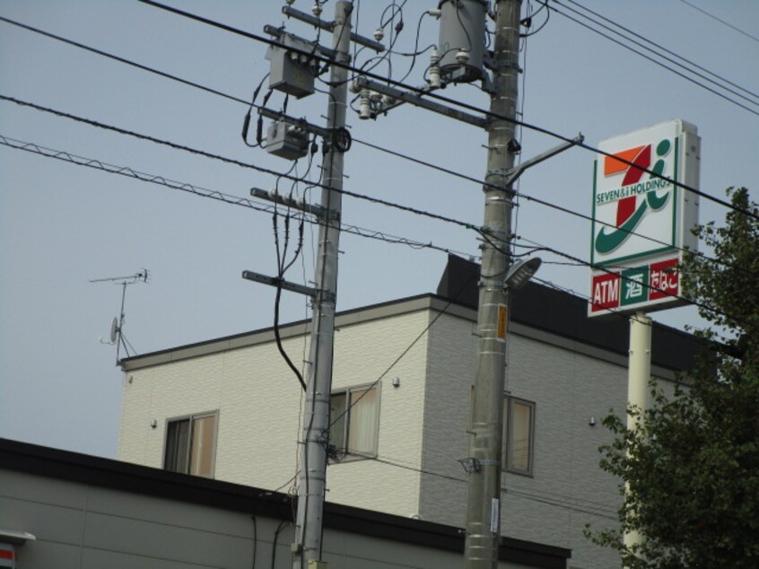 ｾﾌﾞﾝｲﾚﾌﾞﾝ 札幌百合が原店(コンビニ)まで119m サンフラワー