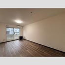  トライアングルコート