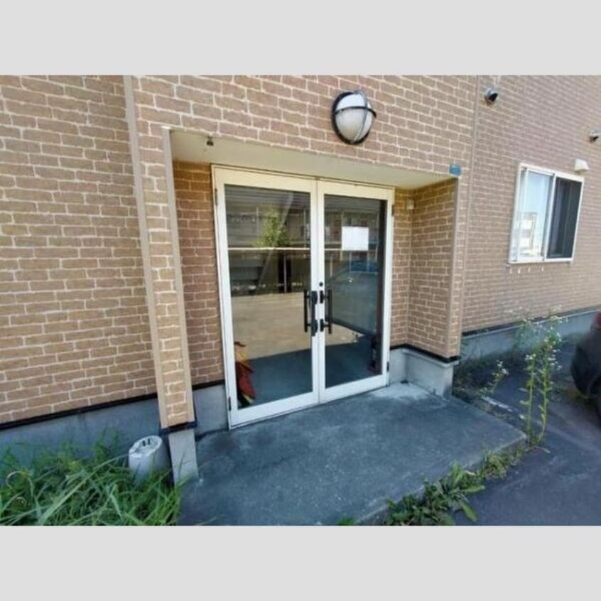  トライアングルコート