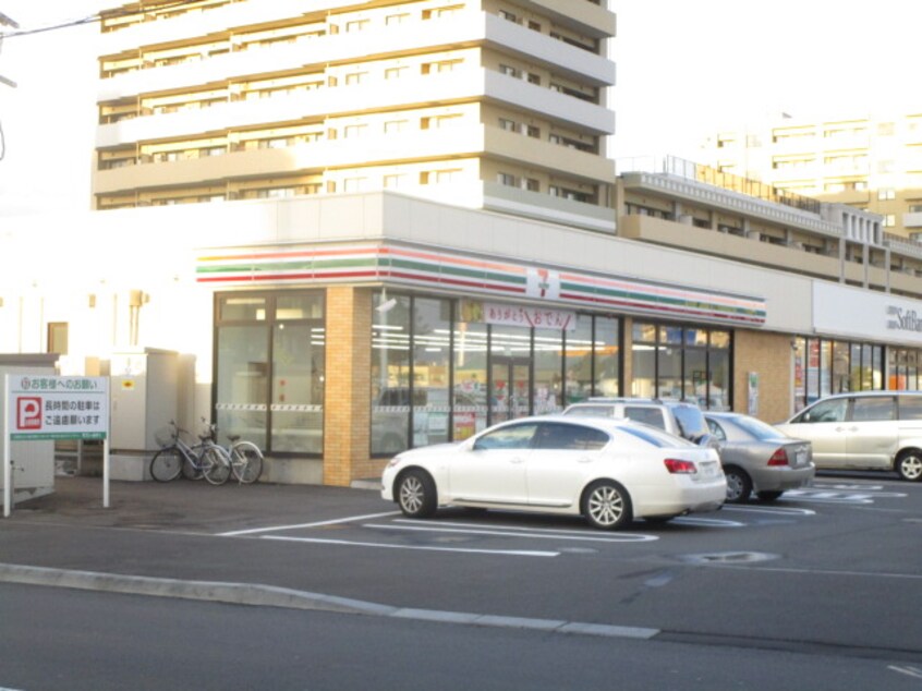 ｾﾌﾞﾝｲﾚﾌﾞﾝ 札幌北42条東18丁目店(コンビニ)まで383m 札幌市営地下鉄東豊線/栄町駅 徒歩6分 2階 築25年