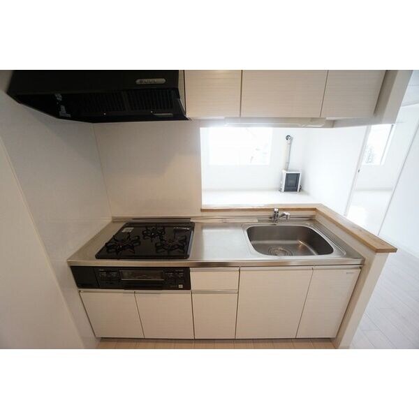  Reve413（レーヴ413）