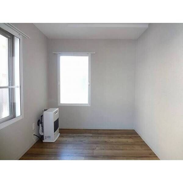  カムイサカエマチ