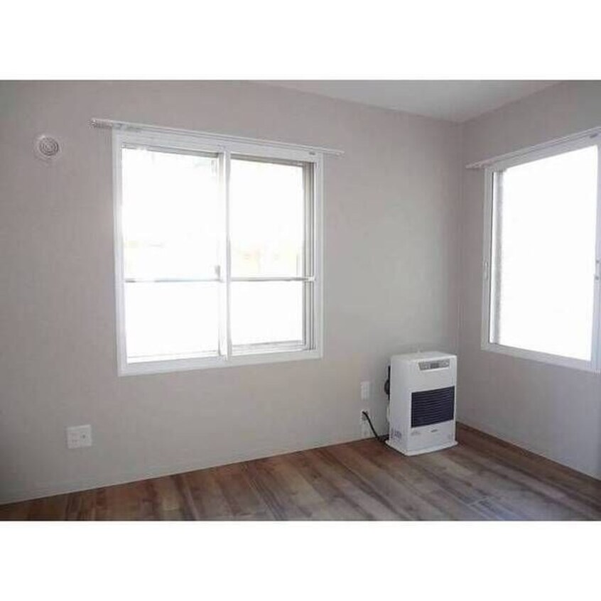  カムイサカエマチ