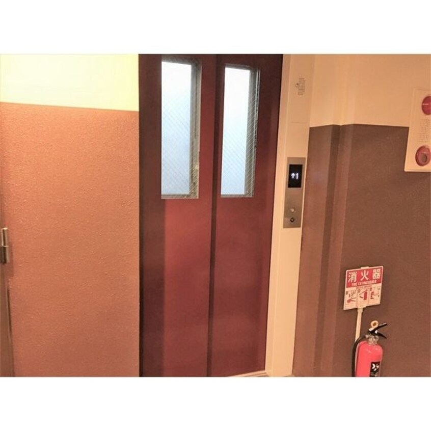  メニーズコート新道東