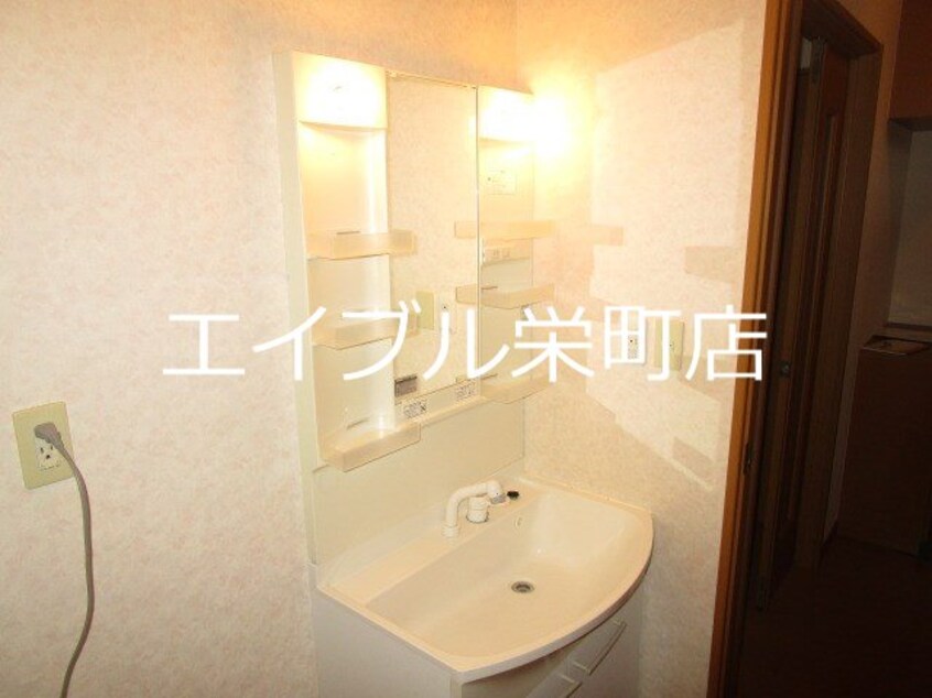  リヴァーウエスト参番館