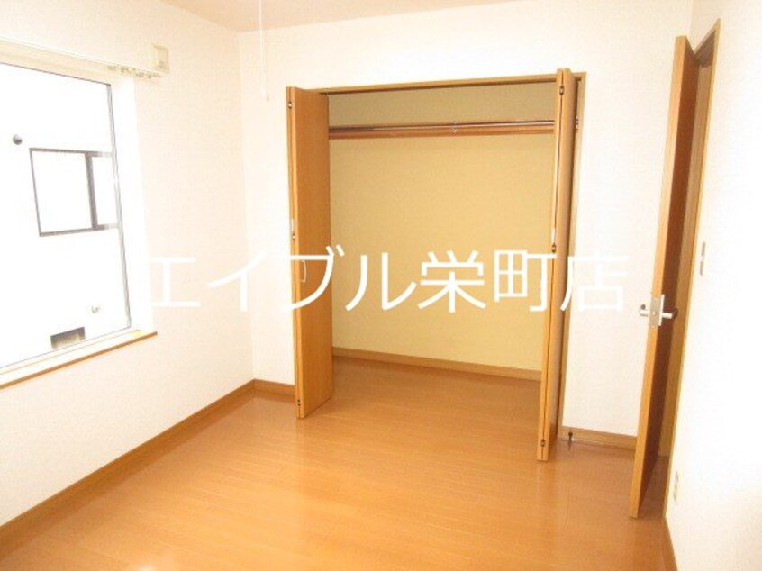  リヴァーウエスト参番館