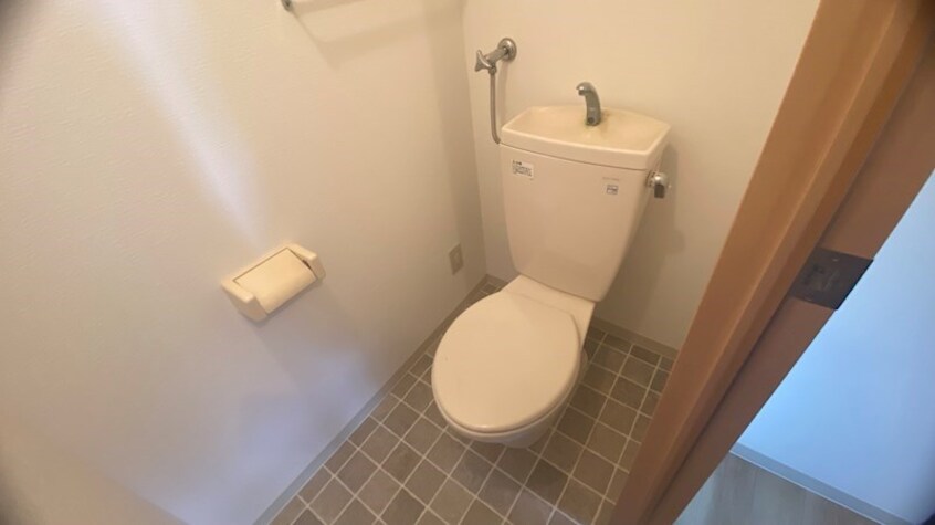  クローバー西麻生