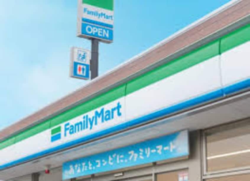 ﾌｧﾐﾘｰﾏｰﾄ 札幌北丘珠2条店(コンビニ)まで425m リジョイス参番館