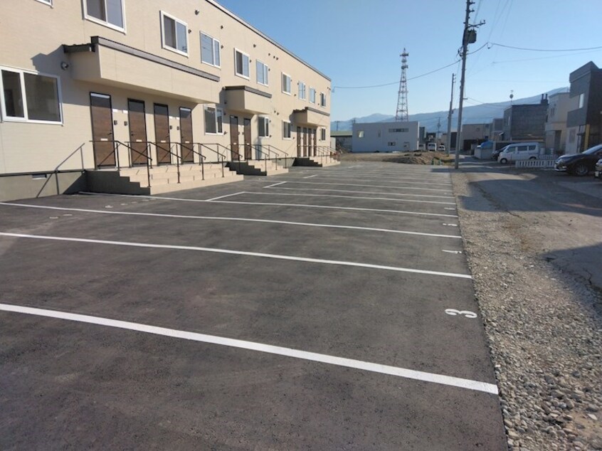  北73　新琴似2条線/新川西3条3丁目 2階 築1年