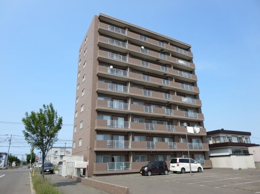  エスタシオンイカワIII
