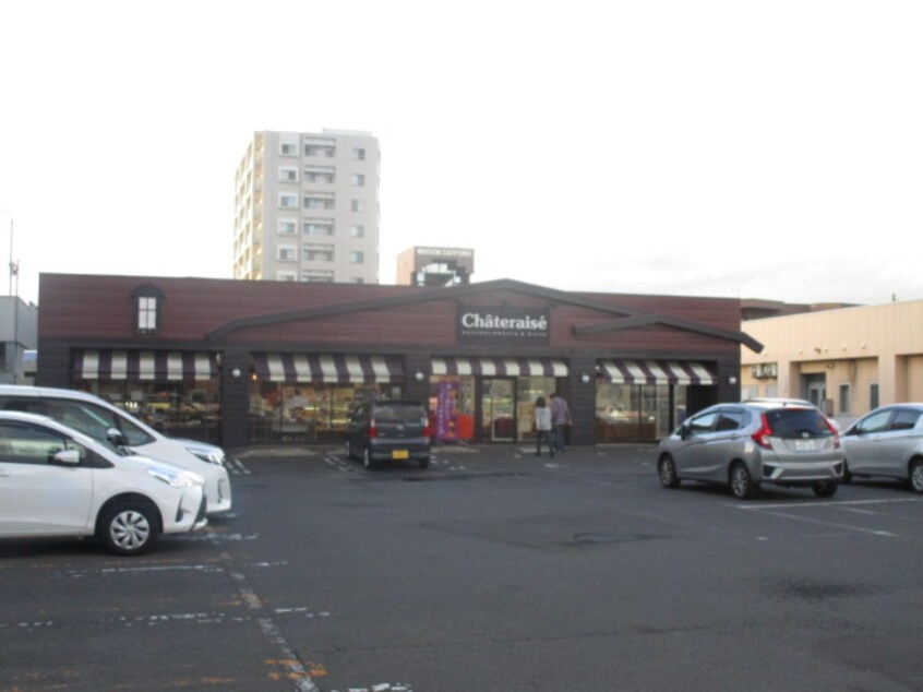 シャトレーゼ(ショッピングセンター/アウトレットモール)まで161m ROSSO　sakaemachi